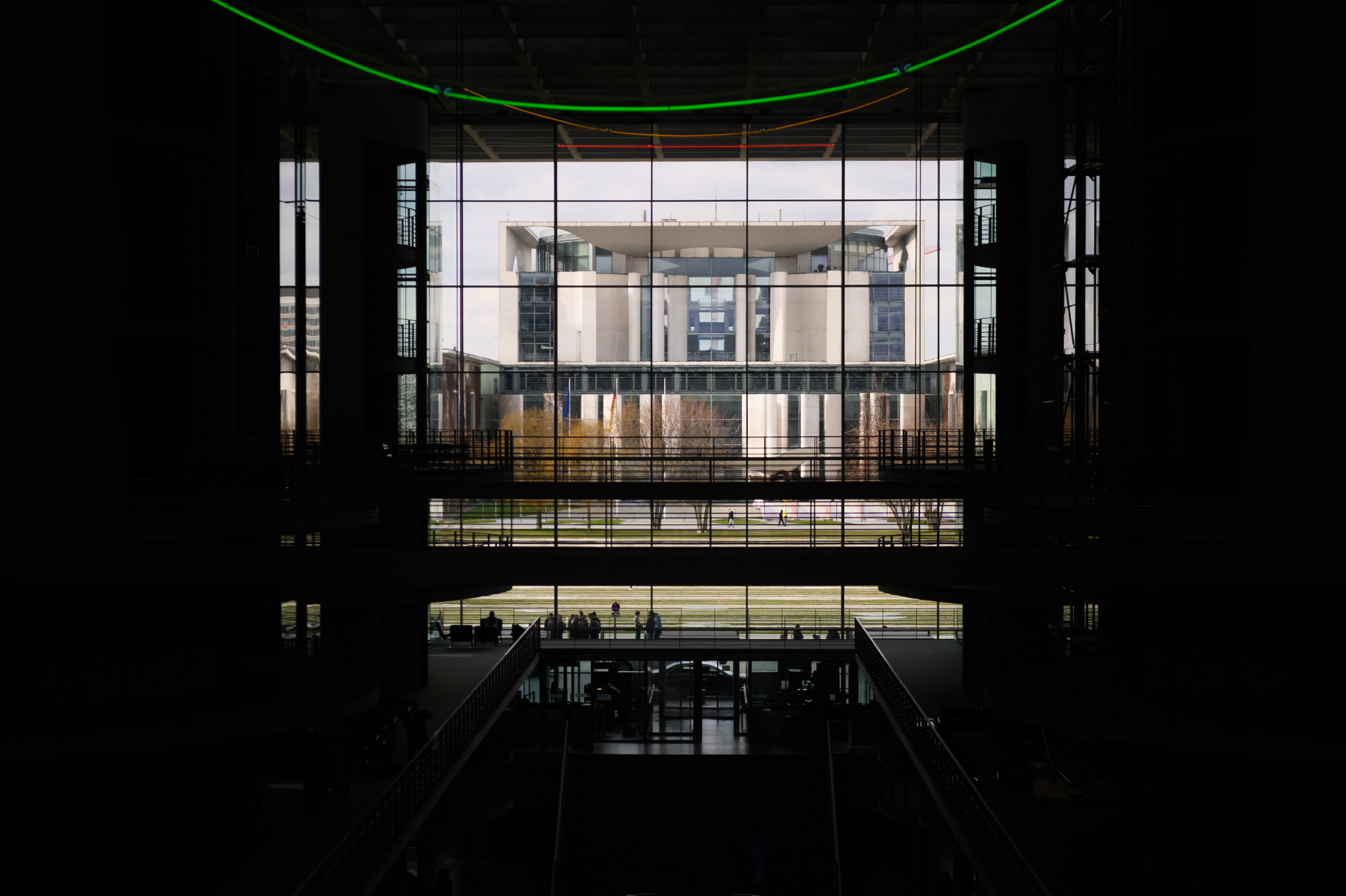 {city}, Themenbild Kanzleramt