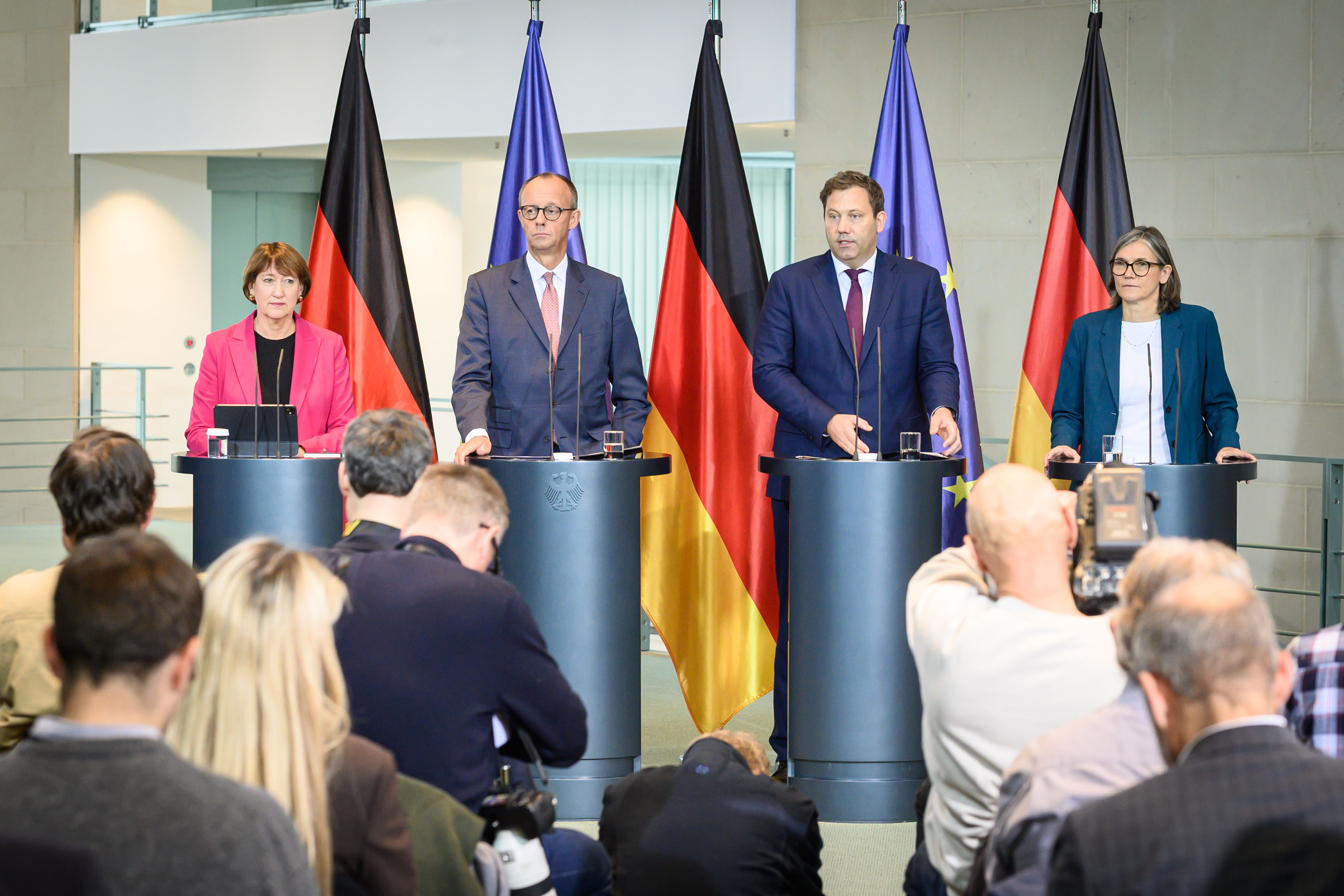 Berlin, Pressestatements Friedrich Merz, Lars Klingbeil, Hildega