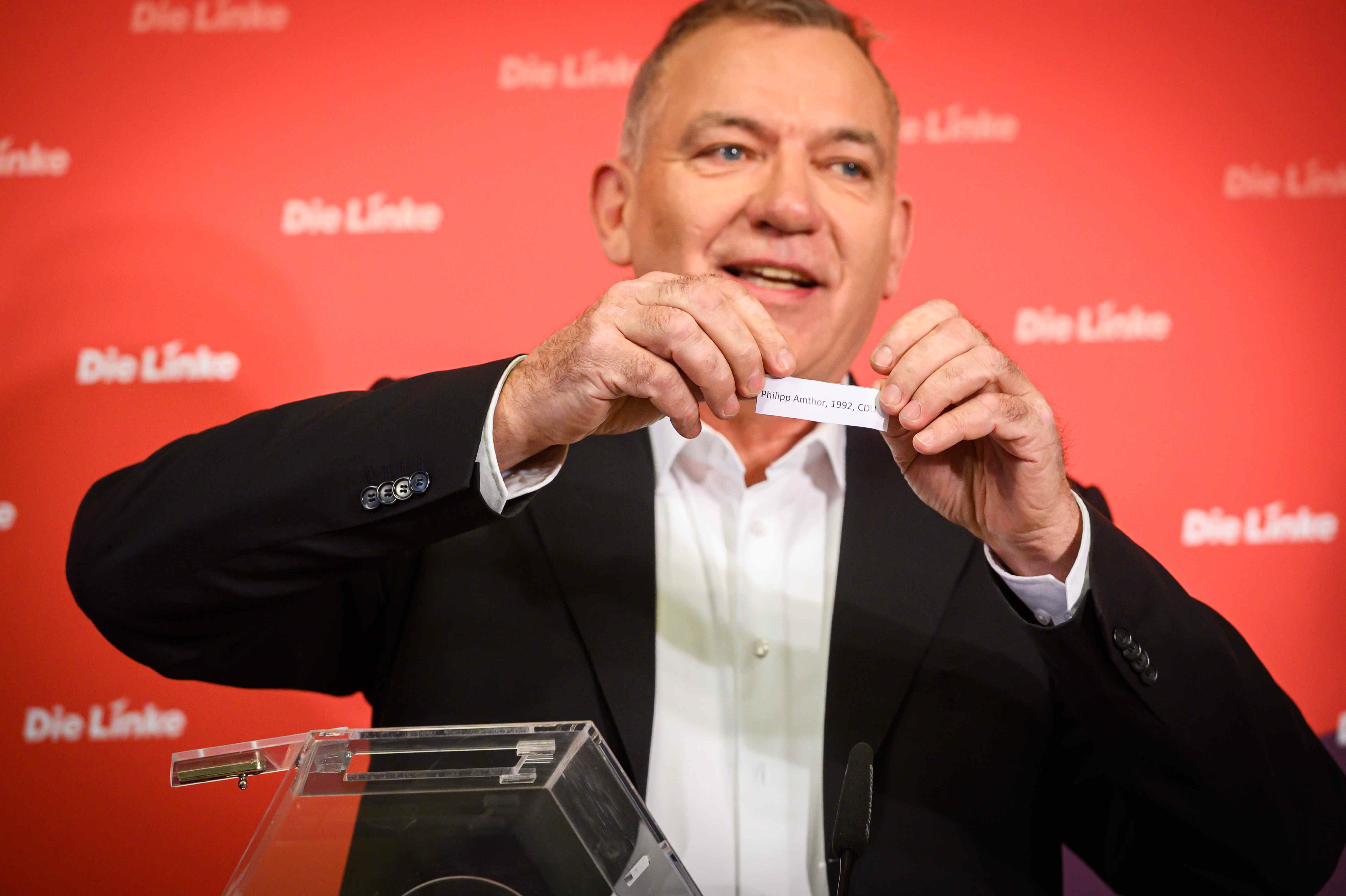 Berlin, Pressekonferenz von Die Linke mit Jan van Aken