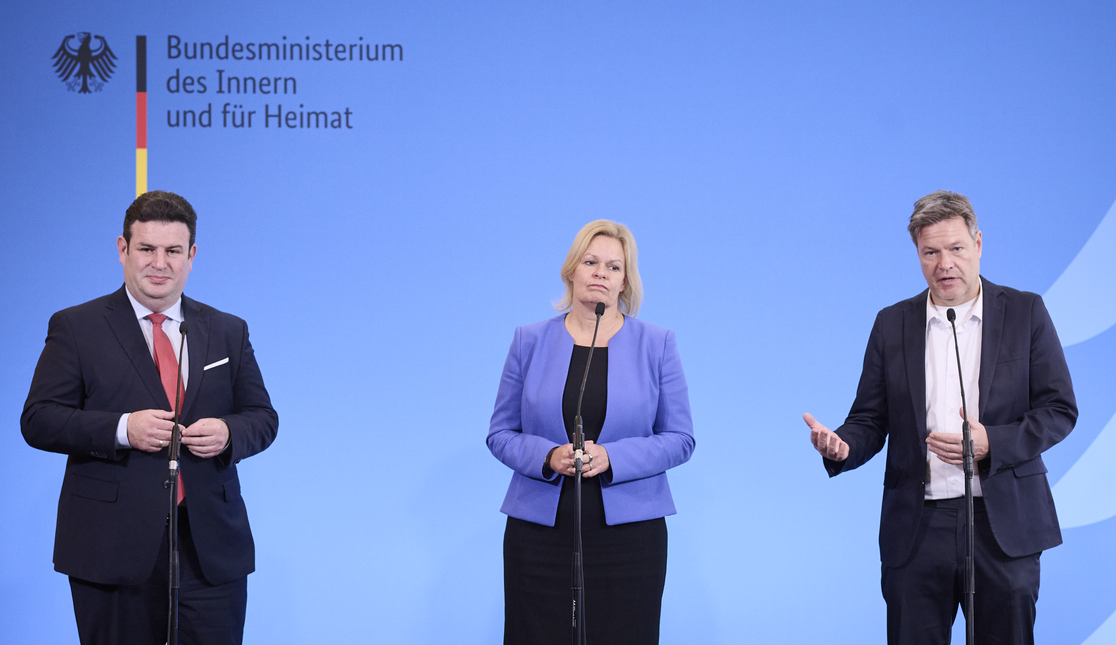 20221130_AdoraPress_PressekonferenzFachkraefteeinwanderungsgesetz_1750