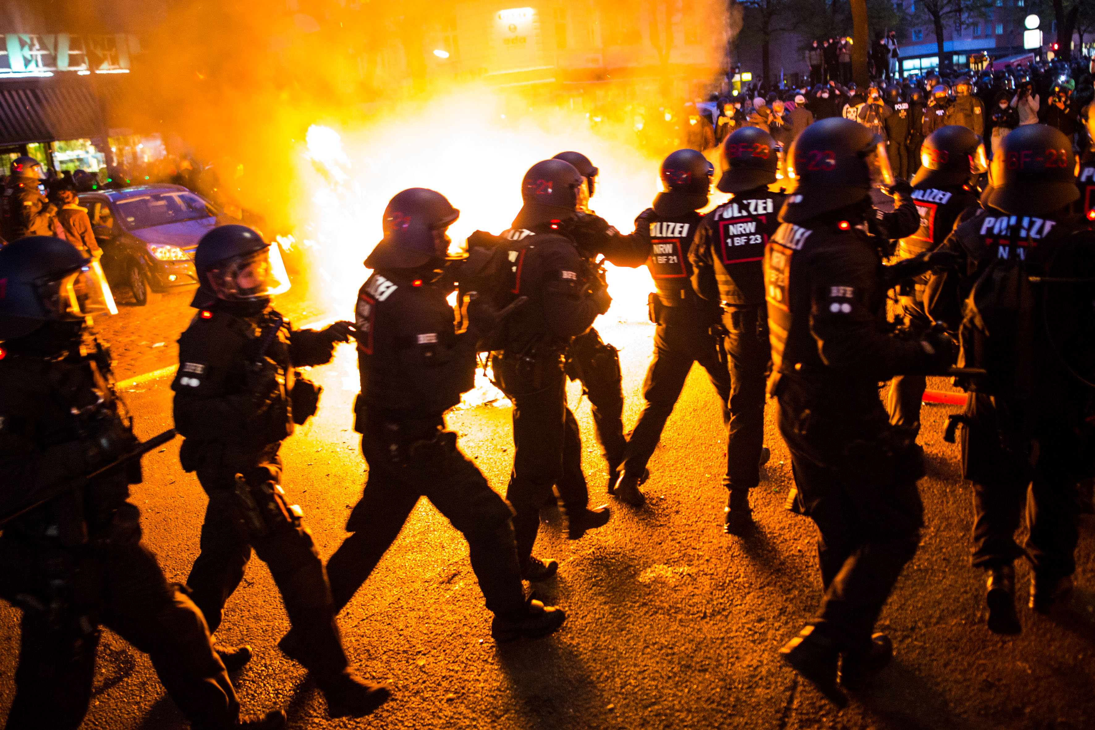 20210501_AdoraPress_Rev1MaiBlnCS_579